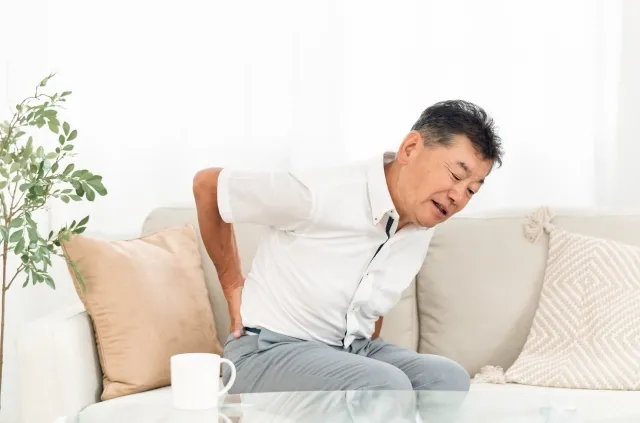 脊柱管狭窄症高齢男性